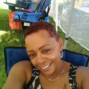 Meet your Posher, Sharon